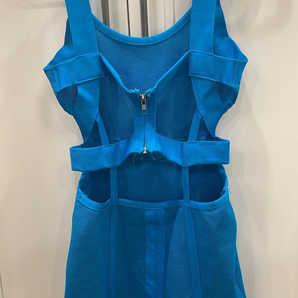 Blue bandage dress with a fun cut-out back! - Picture 4 of 5